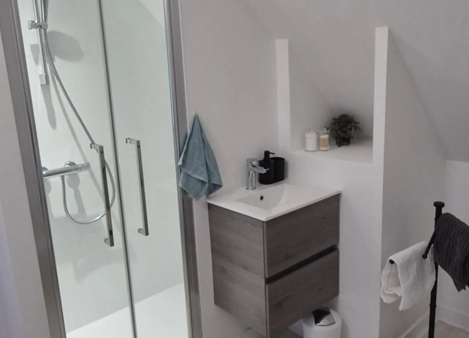 مبيت وإفطار Le Cloitre-Saint-Thegonnec Chez Ninie فندق مبيت وإفطار